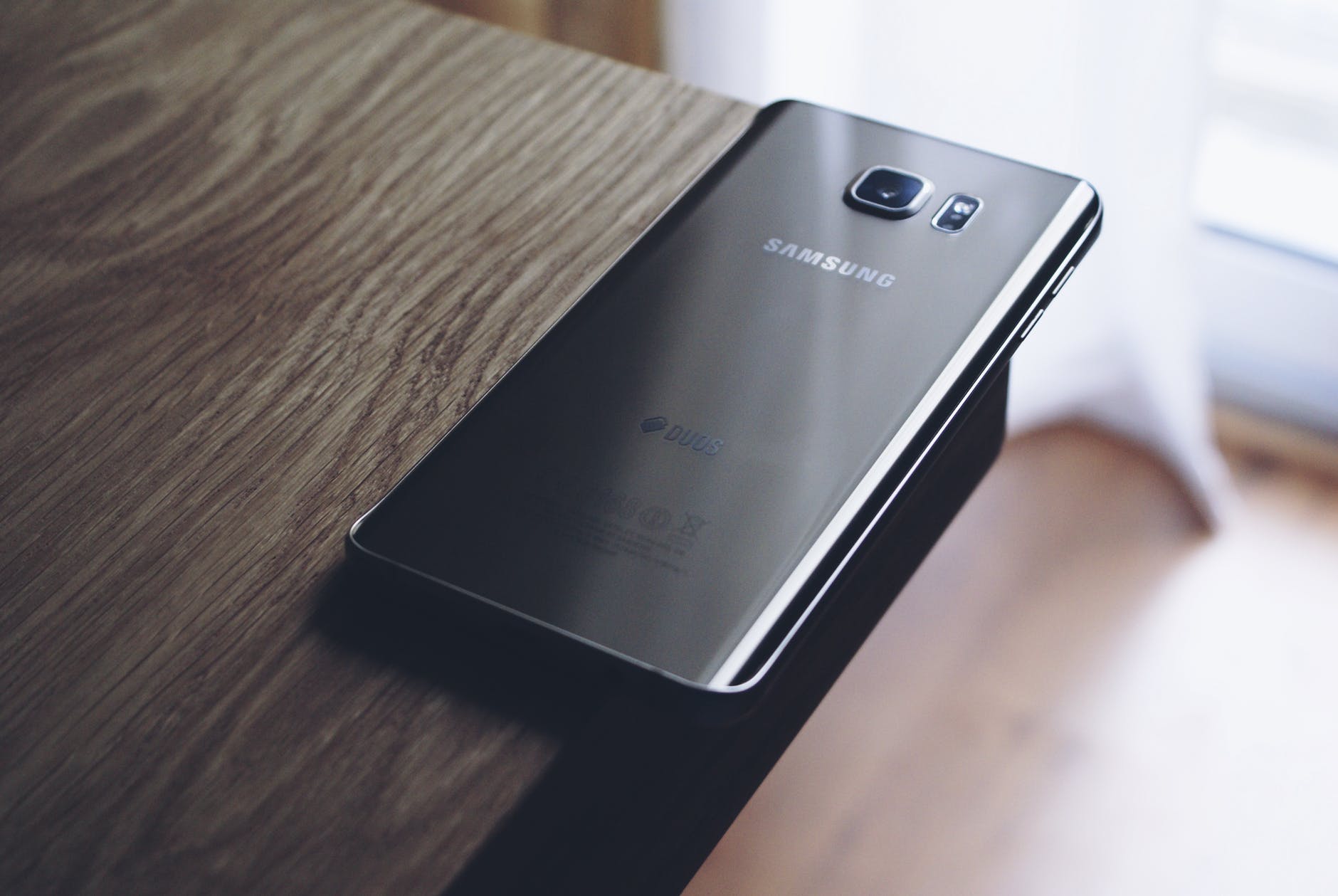 Samsung Galaxy el principal competidor del iPhone